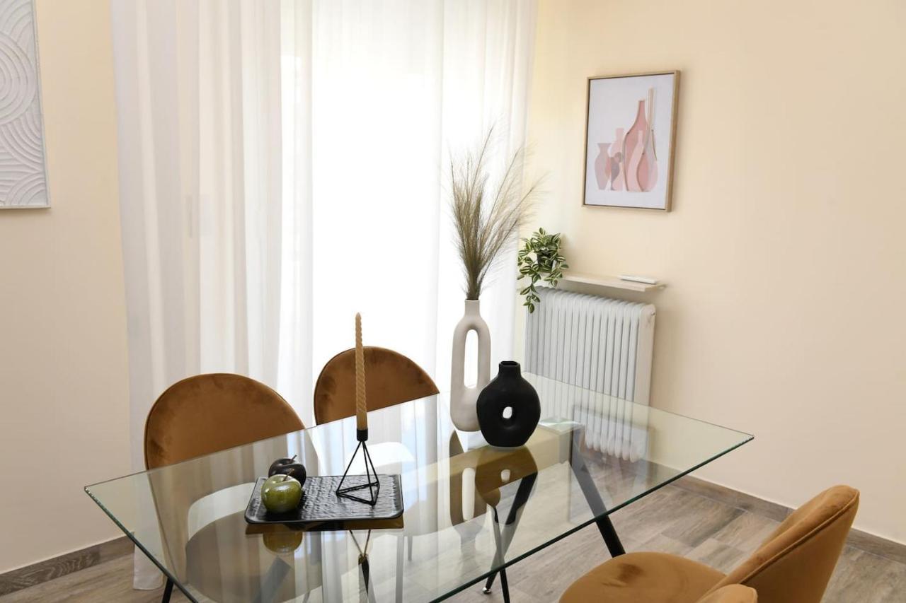 אתונה Konstantina Apartment מראה חיצוני תמונה
